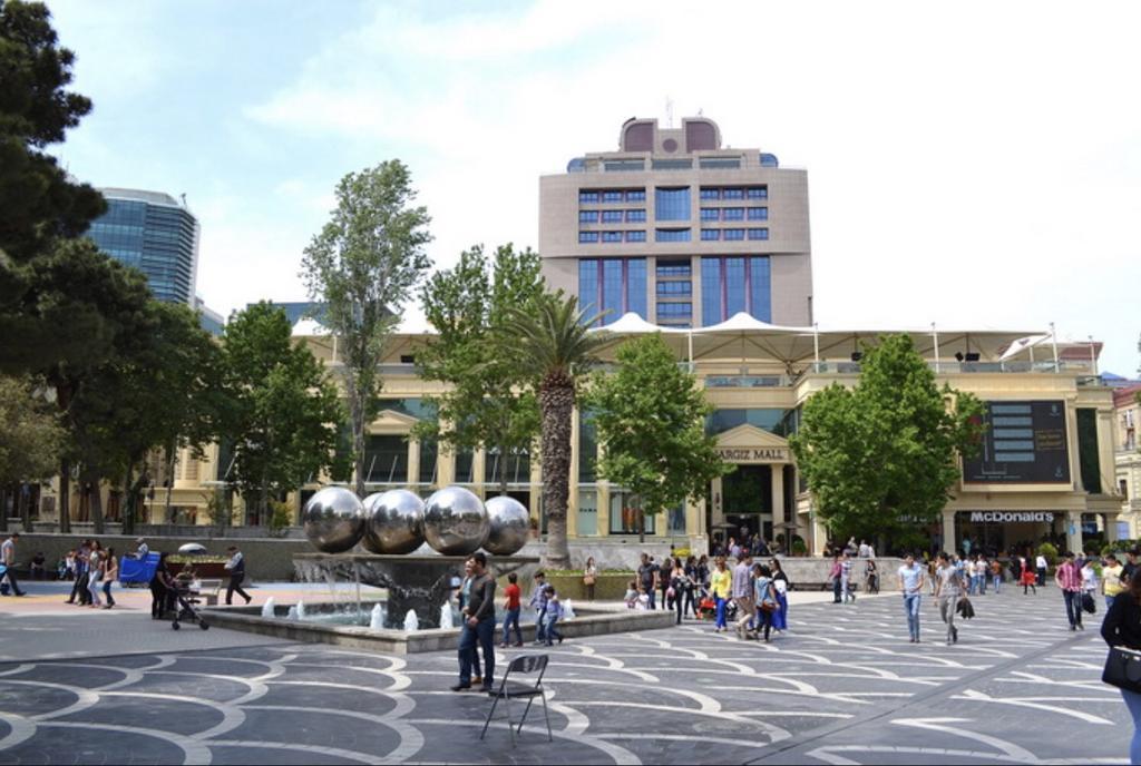 Check-In Apartment Near Fountain Square Vidadi Str バクー エクステリア 写真