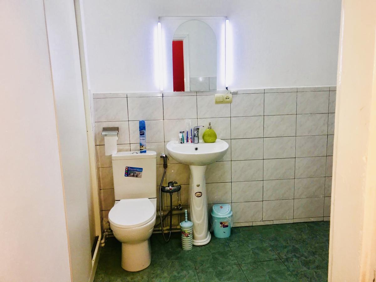 Check-In Apartment Near Fountain Square Vidadi Str バクー エクステリア 写真