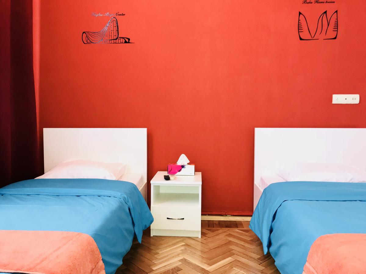 Check-In Apartment Near Fountain Square Vidadi Str バクー エクステリア 写真